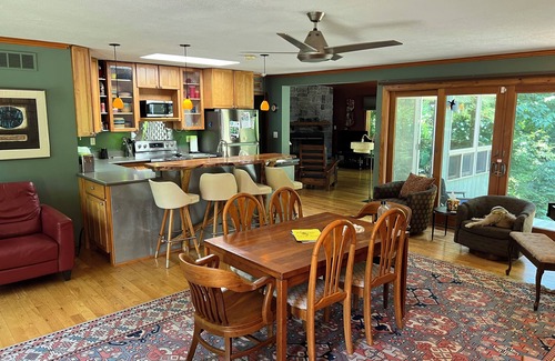 Three Oaks House | Three Oaks Creek House - Perfect - NEW HOT TUB! 3BR +king bed in screenhouse