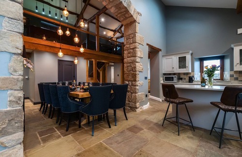 Yockenthwaite House | THREE PEAKS BARN, family friendly, with hot tub in Chapel-Le-Dale