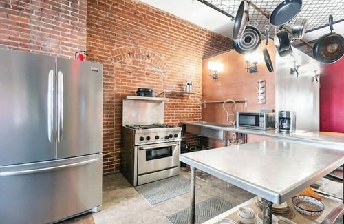 Downtown St. Louis Hotel | Three Rivers Inn at Jordan's Warehouse