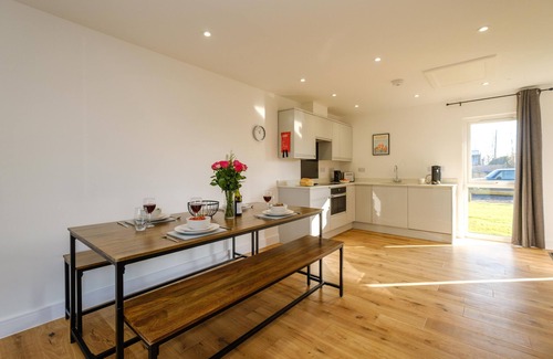 Pettistree Cottage | Three Tuns - Garden Suite 3 - sleeps 4 guests in 2 bedrooms