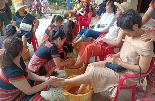 A Luoi Hotel | Thu May Homestay A Lưới