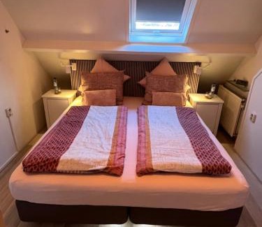 Den Burg Bed & Breakfast | Thuis op Texel