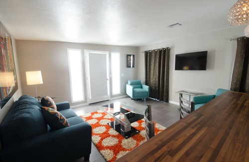 Gateway District Hotel | Thunderbird Hotel