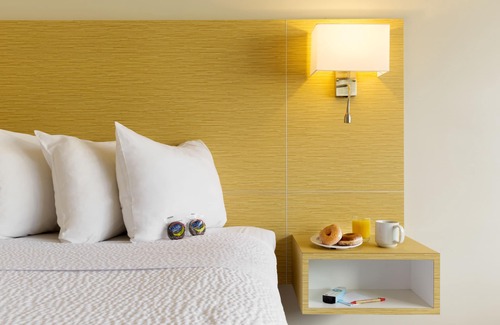 Yamacraw Village Hotel | Thunderbird Inn