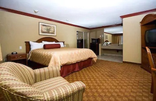 Eastside Hotel | Thunderbird Lodge in Riverside