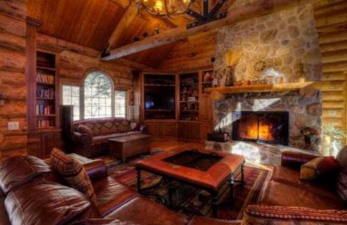 Rapid City House | Thunderhead Falls Lodge