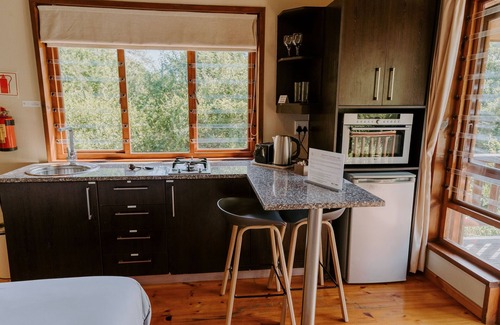 Nelson Mandela Bay Cabin | Thunzi Bush Lodge