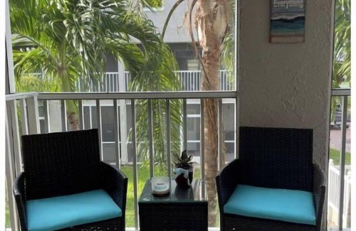 Tierra Verde Condo | Tierra Palms - Pool View, Garage, Nearby Beaches