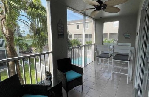 Tierra Verde Condo | Tierra Palms - Pool View, Garage, Nearby Beaches