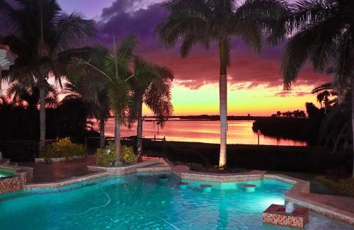 Tierra Verde House | Tierra Verde St Petersburg Waterfront Mansion Estate 5BdRm