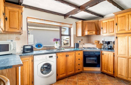 Carraroe Ski Chalet | Tigh an Bheachaire Carraroe