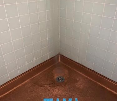 Modesto Hotel | Tiki Lodge McHenry - Downtown Modesto