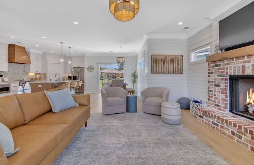 Winchester House | Tim's Ford Lake in the gated community of Barefoot Bay in Winchester TN.n