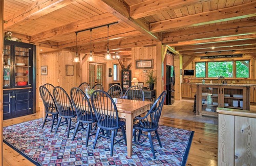Adel House | Timberpine Lodge - Escape to the Country
