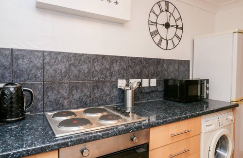 Arnside Cottage | TIME AND TIDE, romantic, character holiday cottage in Arnside