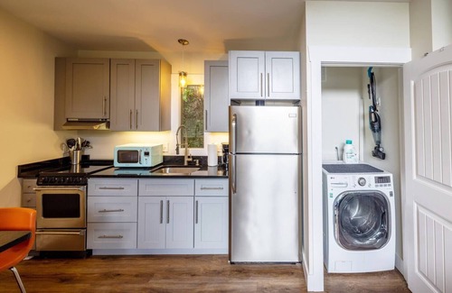 Bryson City Cabin | Time Flies on the River