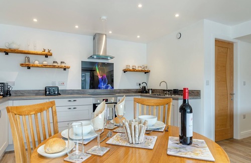 Lofthouse Cottage | Time to take it easy at this unique and tranquil luxury getaway.