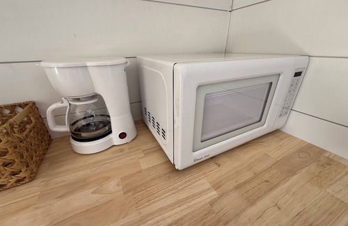 Rock Harbor Boat Rental | Tiny Floating Cabin on Norris Lake!