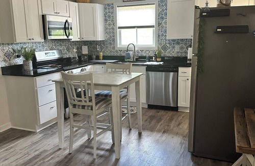 Oconee County House | Tiny home in Walhalla,SC-foothills Blue Ridge Mountains: near Clemson