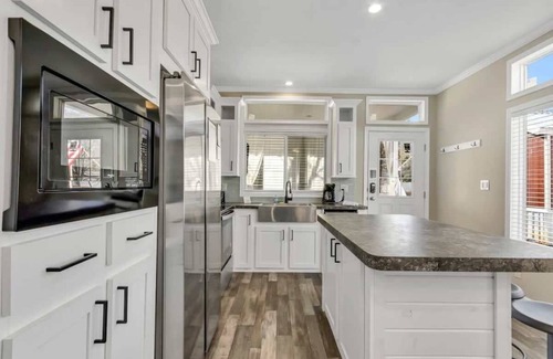 Owens Cross Roads House | Tiny Home near Green Mountain - Little Byrd House