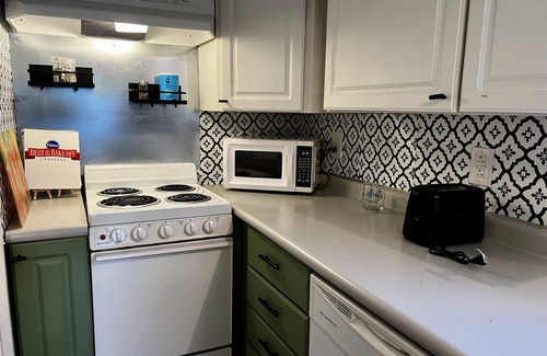 Hattiesburg House | Tiny Home Oasis in the Hub City