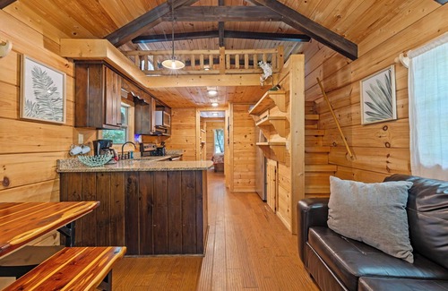 Elberton Cabin | Tiny Home on 26 Private Lake Front Acres