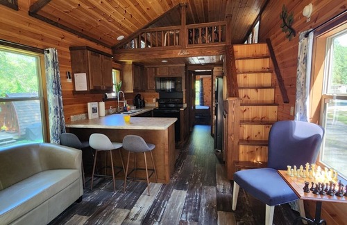 Mill Spring House | Tiny home on the creek, screened in porch, full kitchen, private firepit, sleeps 8