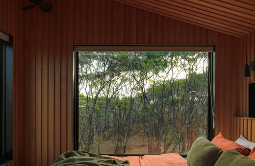 Scott River East House | Tiny House in beautiful and rare location near the coast