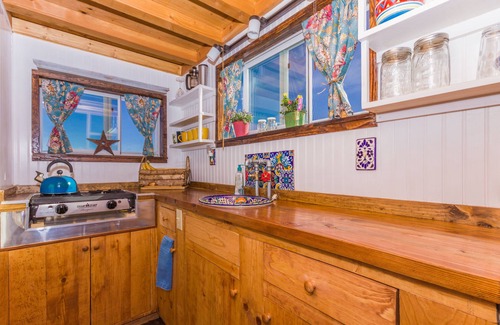 Sandy Valley Cottage | Tiny House in the Mojave Desert near Las Vegas /The Hummingbird