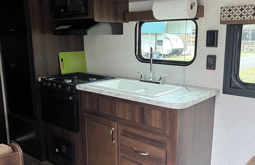 Aurora RV Rental | Tiny house on wheels - camping