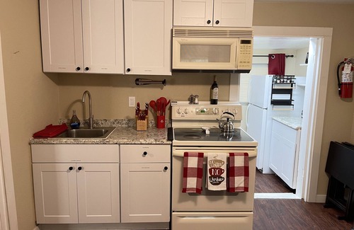 Alturas House | Tiny House W/Washer & Dryer