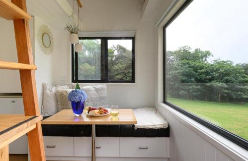 Woonona Ski Chalet | Tiny Nest