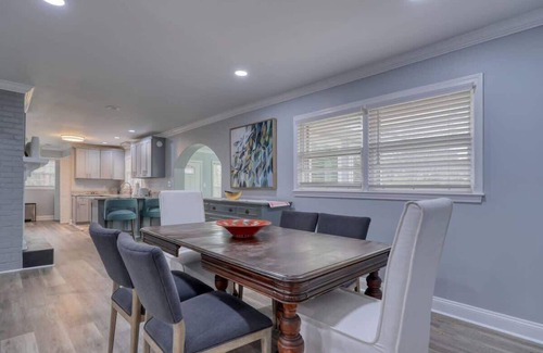 Conway House | Tip Top 3 - Conway Get-A-Way