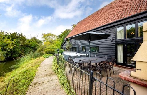 Wattisham House | Tithe Barn at Wattisham Hall