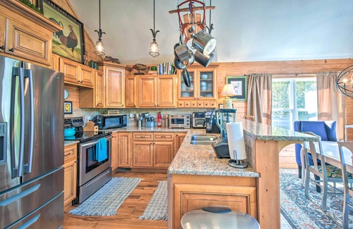 Toccoa House | Toccoa Home on Tugaloo River at Lake Hartwell