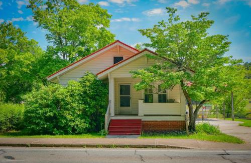 Williamstown House | Toccoa River House