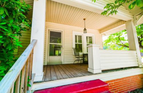 Williamstown House | Toccoa River House