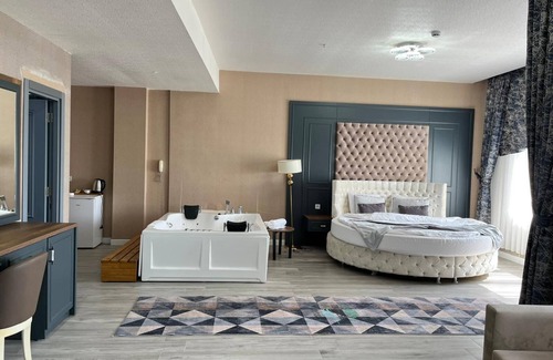 Sulusaray Hotel | Tokat Termal Kaplıcaları