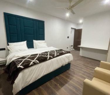 Sonwar Bagh Hotel | Tolstoy inn