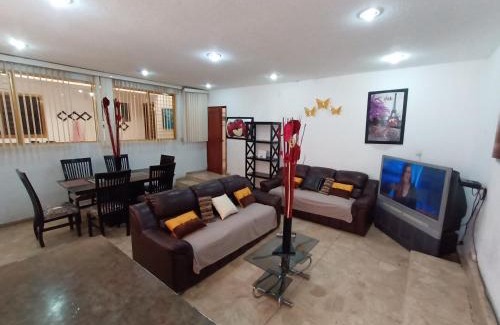Toluca City-Centre House | Toluca Centrica House