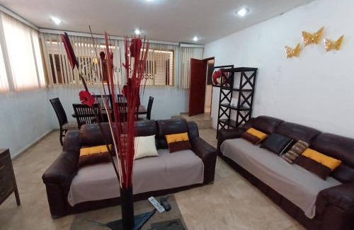 Toluca City-Centre House | Toluca Centrica House