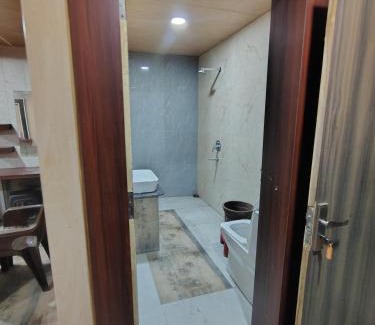 Basoda Resort | Tomar Paradise Resort