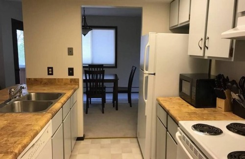 Sioux Falls Apartment | Tomar Park Apt 5 - KP101APT5