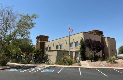 Tombstone Hotel | Tombstone Grand Hotel, a Baymont by Wyndham