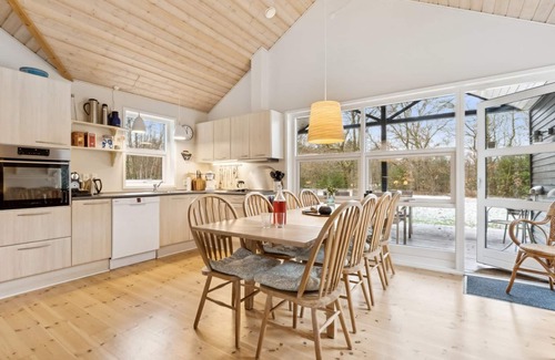 Skygge House | "Tomine" - 40km to the fjord by Interhome