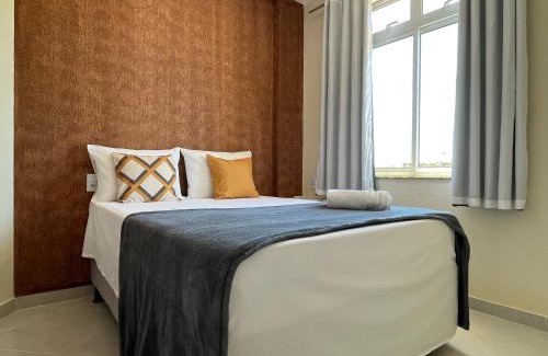 Porto das Dunas Apartment | TOP 2 QUARTOS em Condominio- PISCINA, CHURRASQUEIRA, ESTACIONAMENTO, PARQUINHO INFANTIL, Wi-Fi e home office, Ar Condicionado, SmarTV e Cozinha Completa I 800m da praia e parque aquatico CE