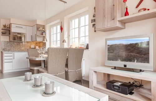 Wenningstedt-Braderup Apartment | Top Lage & Ausstattung: Sonniger Südgarten. In Einer Ruhigen Sackgasse Gelegen