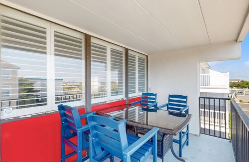 North Ocean City Condo | Top-floor condo with balcony, walk 1 minute to the beach