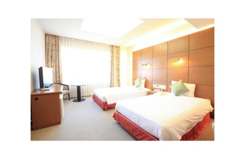 Naha City Centre Hotel | Top floor deluxe twin room nonsmoking breakfast included/Naha Okinawa