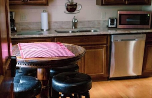 Lake Geneva Condo | Top location, no cleaning fee, everthings close G